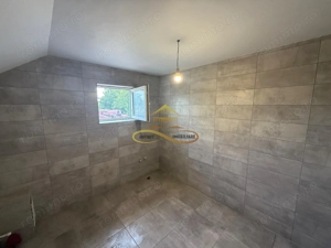Casa de vanzare in Bacau Saucesti spatioasă cu etaj separat - imagine 19
