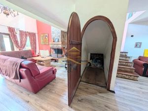 Casă în Traian, poziție excelentă! - imagine 13