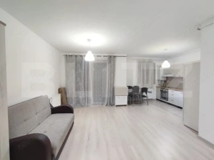 Apartament cu o camera, 34 mp, parcare, zona Florilor 