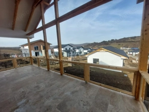 Casa De Vanzare, Single , 700 Mp Teren, Livezeni - imagine 2