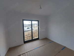 Casa De Vanzare, Single , 700 Mp Teren, Livezeni - imagine 6