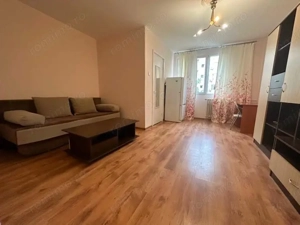 Garsonieră renovată, etaj 5, pet friendly, spațioasă, metrou Titan