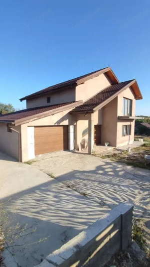 Casa P+1  zona Ghercesti , teren 1280mp ,front 32m 