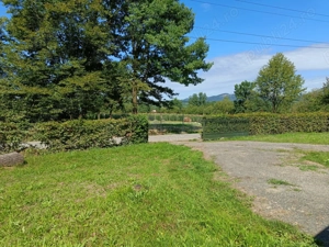 Casa cu teren Sisesti