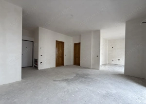 Apartament nou cu parcare langa ORADEA- Etajul I. - 2 camere - bucatarie separata - IMOBIHOR  - imagine 2
