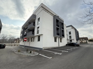 Apartament nou cu parcare langa ORADEA- Etajul I. - 2 camere - bucatarie separata - IMOBIHOR  - imagine 9