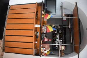 Vand Bar+4 mese +11 scaune in stare buna