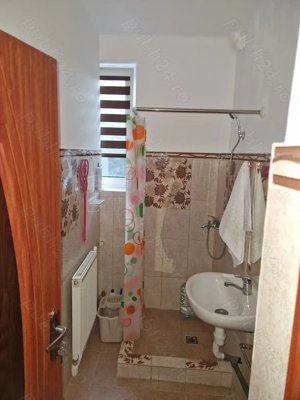 Închiriez apartament sau vand - imagine 5