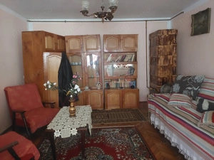 CASĂ 5 CAMERE\ OȚELU-ROȘU\ZONA CIREȘA \ COMISION 0% - imagine 3