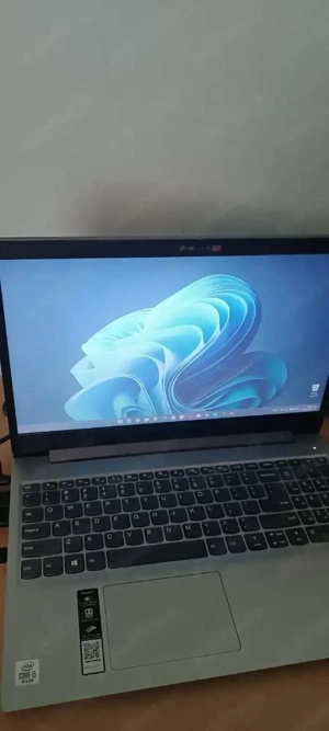 Laptop Lenovo Ideapad 3