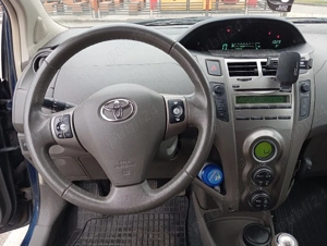 Toyota Yaris facelift 1.33  - imagine 5