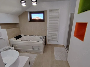 VILA GENEROASA CU 5 CAMERE IN MOSNITA NOUA - 220 MP UTILI - DRESSING IN POD - imagine 10