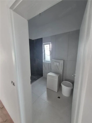 Duplex modern - zona foarte buna - interior spatios - departit prin camera tehnica - finisaje superb - imagine 16