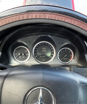 Vând Mercedes C250 (w204) an 2010, 204 cai - imagine 2
