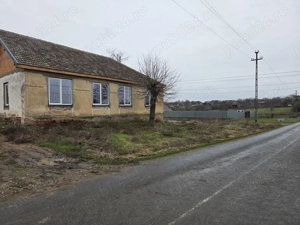 Casă + teren 5800mp, zona Șipet jud Timiș - imagine 3