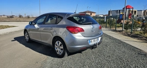 Opel Astra J 1.7 CDTI SportBack Euro 5 An Fab.2011