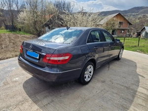 Schimb sau vand Mercedes E220, an 2011, 136 Cp automat  - imagine 3