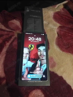 Vând Samsung S25 ultra(garanție 2 ani)