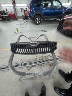 vand hota radiator bmw x3 stare foarte buna  - imagine 4