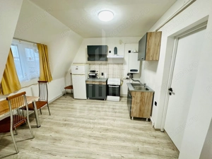 Mansarda recent renovată-Vasile Aaron - imagine 3