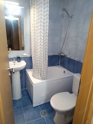 PROPRIETAR, vand apartament 4 camere, 2 bai, etaj 1, decomandat, boxă la subsol, in zona Lipovei  - imagine 9
