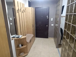 PROPRIETAR, vand apartament 4 camere, 2 bai, etaj 1, decomandat, boxă la subsol, in zona Lipovei 