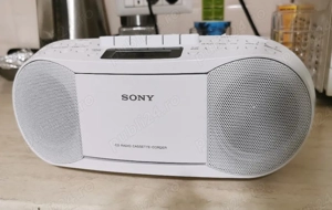 Sistem audio casetofon cu CD casetă si radio alb design deosebit - imagine 3