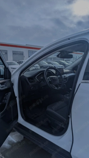 Ford focus 2020 mk4 1.5 Diesel  - imagine 3