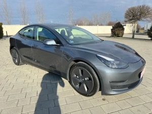 Tesla Model 3 Long Range 2021 - imagine 3