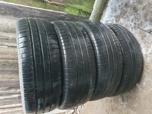 Anvelope Michelin vară R16.    