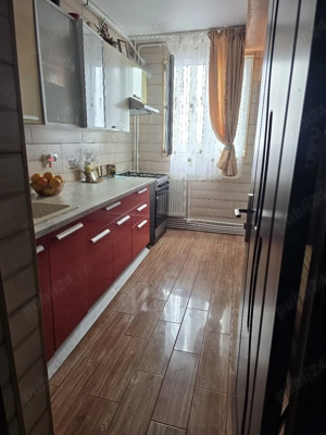 apartament 2 camere  - imagine 4