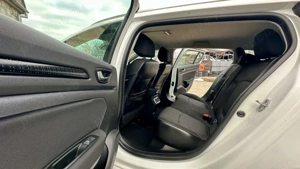 Renault Megane Business An 2018 Euro 6 (Fara Ad-Blue) Motor 1.5 DCi 110 CP - imagine 8