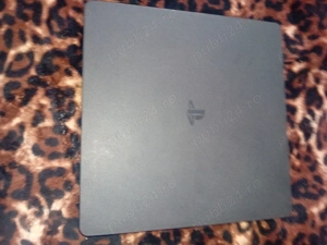 ps 4 slim 