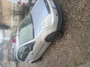 Ford fiesta fiesta  - imagine 4