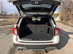 Ford Explorert Plug-in Hybrid 7LOCURI - imagine 9