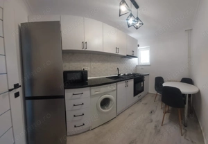 Far- apartament 2 camere decomandat circular finisat modern - imagine 2