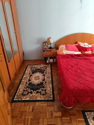 Vând apartament cu 3 camere resita  - imagine 5