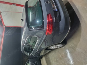 Volkswagen Passat  - imagine 4