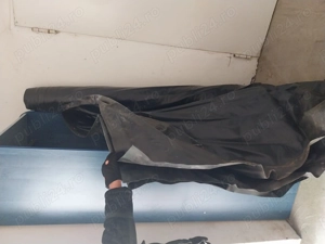 Vând prelata(folie) groasa pt fund piscina sau iaz