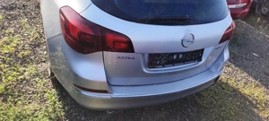 Dezmembrez / dezmembrari piese auto Opel ASTRA J Sports Tourer 1.4benz turbo  138727km culoare Z176  - imagine 5