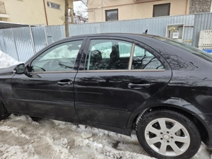 Mercedes E 230 V6 Benzină | Automat | Piele | Xenon | 166.471 km - imagine 2