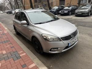 Vand Kia Ceed 1.4 benzina model 2010 - imagine 4
