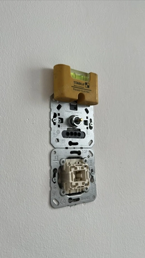 Electrician Calificat   Calitate Germană (Standard VDE)