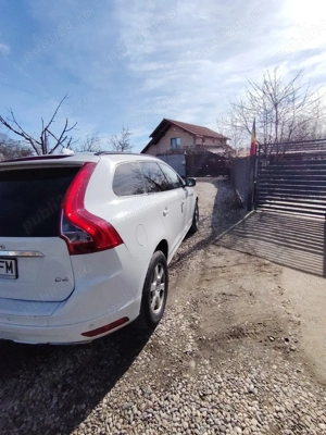 Vând Volvo XC 60 2.0 D4, 181 cp, an 2015 - imagine 6