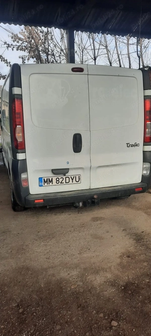 Rnault. Trafic - imagine 6