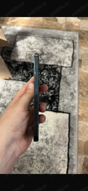 Vând iPhone 12 Pro     Capacitate maximă 100 + încărcător  - imagine 2
