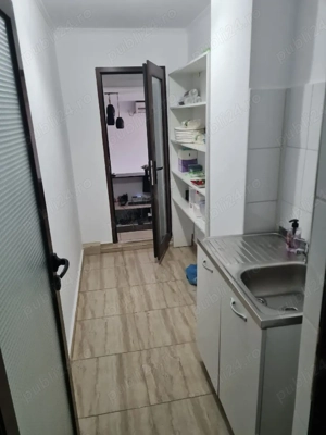 Închiriez spațiu comercial cu suprafața de 110 m.p. în orașul Panciu, județul Vrancea. - imagine 8