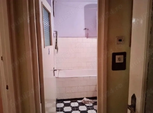 Vând apartament 3 camere semi et 1 - imagine 2