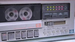 Dubludeck  Jvc KD-W110. - imagine 2