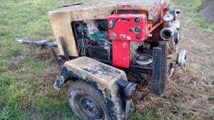 Motopompa centrifuga motor de ARO pe benzina